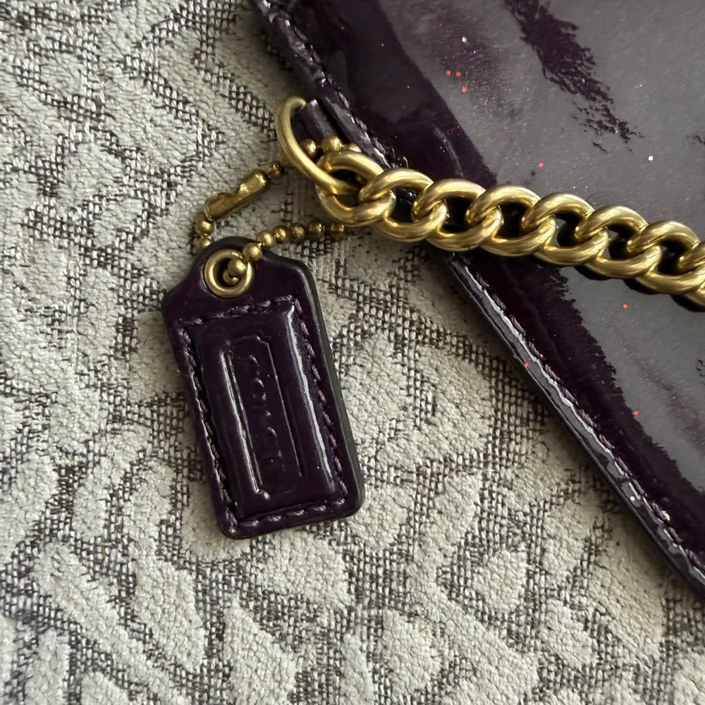 Coach Madison Chain Wristlet Aubergine/Plum Patent Leather